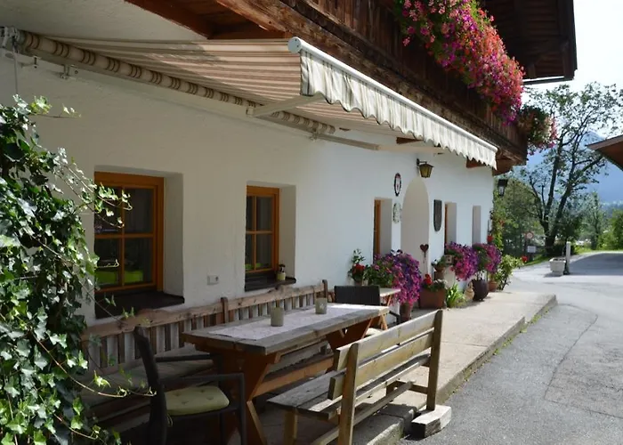 Malernhof Bed & Breakfast 3*